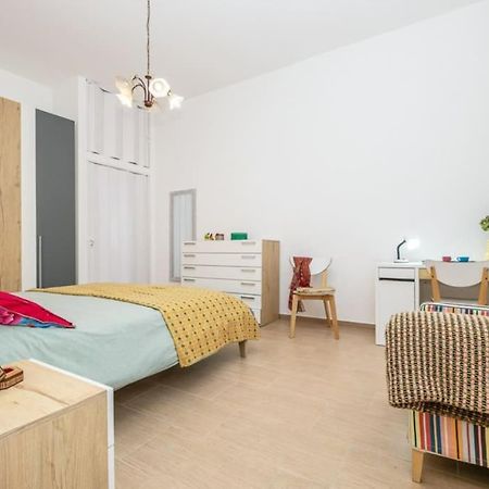 Ferienwohnung Liberty House, In Stile Retro! Mailand Exterior foto