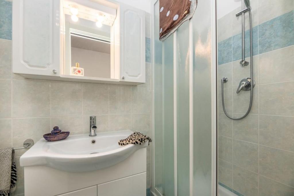 Ferienwohnung Liberty House, In Stile Retro! Mailand Exterior foto