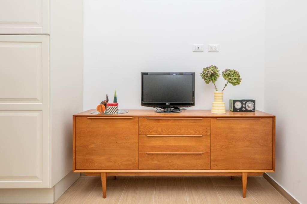 Ferienwohnung Liberty House, In Stile Retro! Mailand Exterior foto