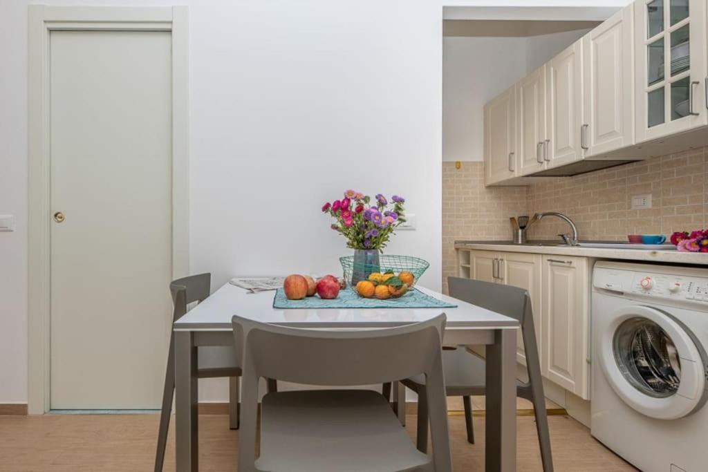 Ferienwohnung Liberty House, In Stile Retro! Mailand Exterior foto