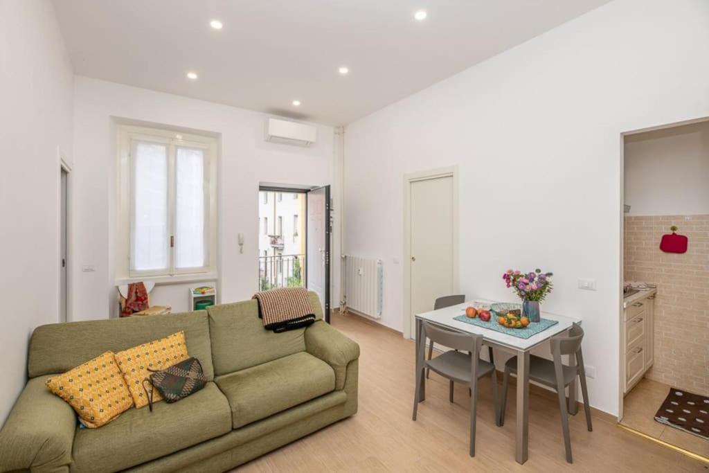 Ferienwohnung Liberty House, In Stile Retro! Mailand Exterior foto