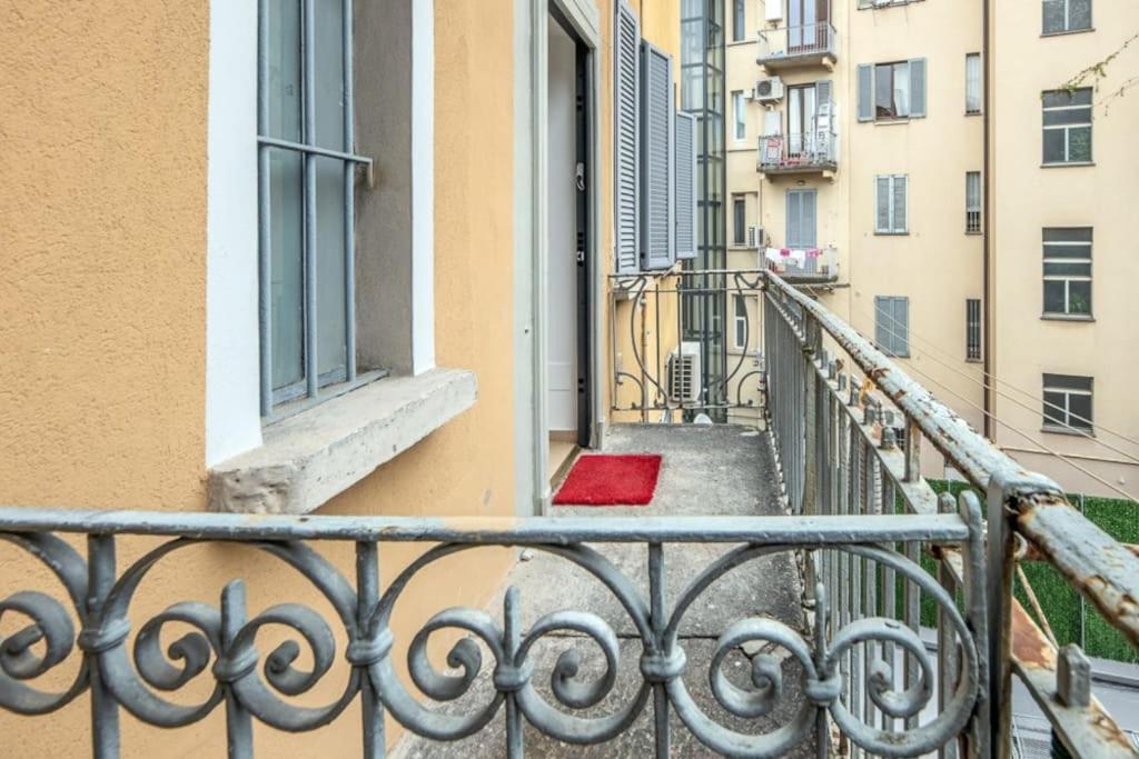Ferienwohnung Liberty House, In Stile Retro! Mailand Exterior foto